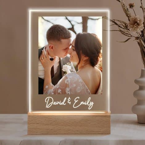 Personalized Spotify plaque with photo, a unique acrylic music gift for couples (D-Photo&Name).